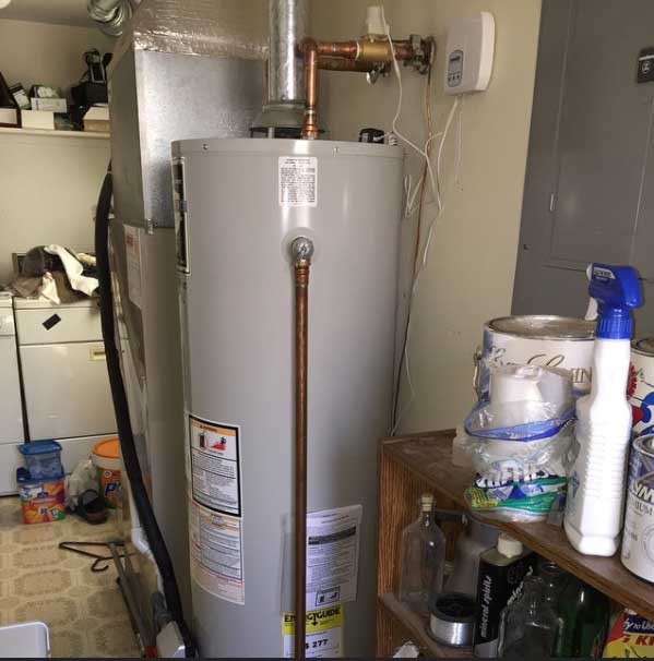 Water heater with gas safety valve