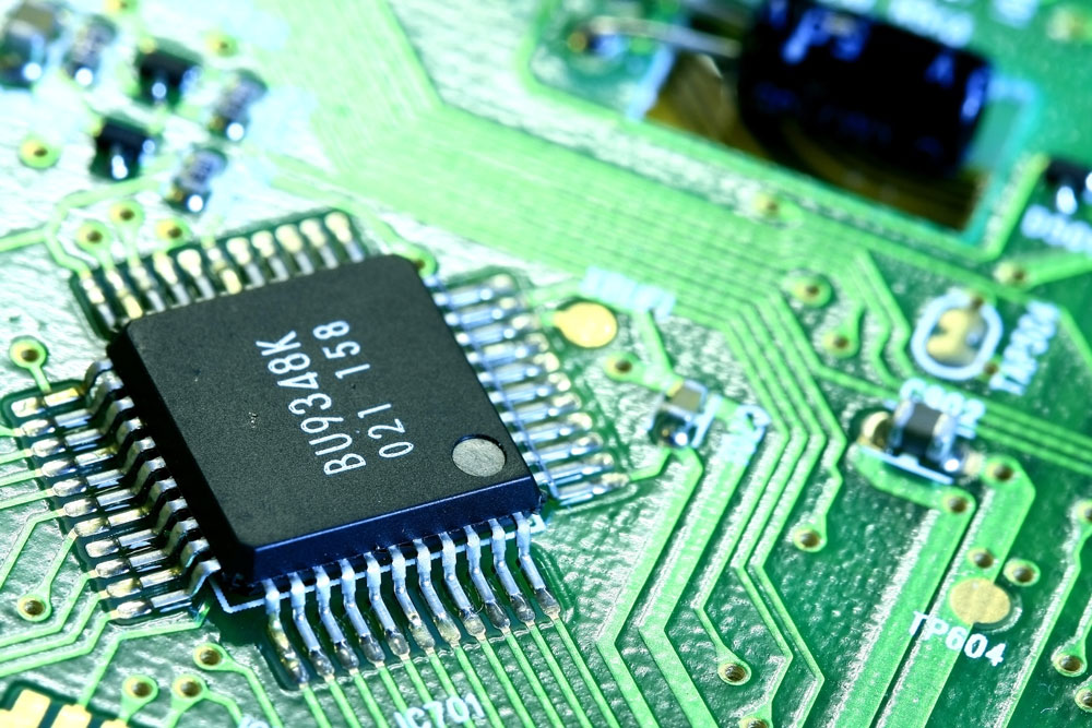 PCB board and electronic components